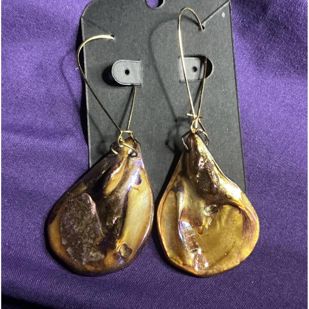 O34 Oyster Bake Earrings
